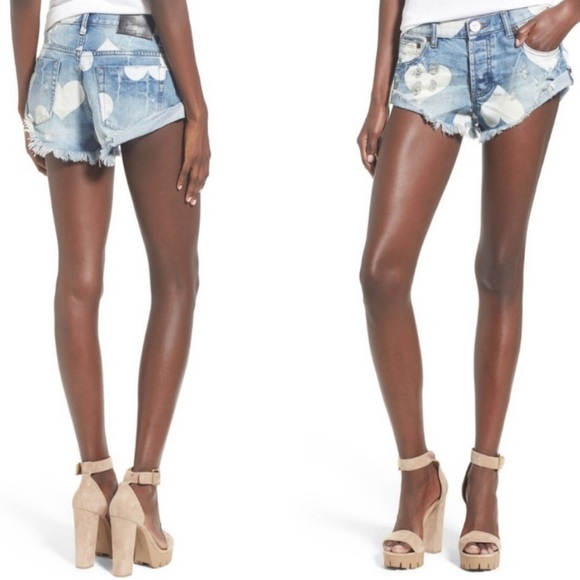 One Teaspoon Pants - One Teaspoon Bandit Heart Destroyed Cutoff Shorts